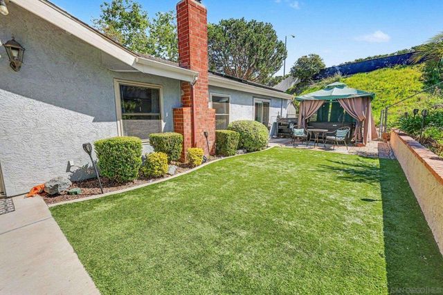 9939 Crestlane Court, Spring Valley, CA 91977