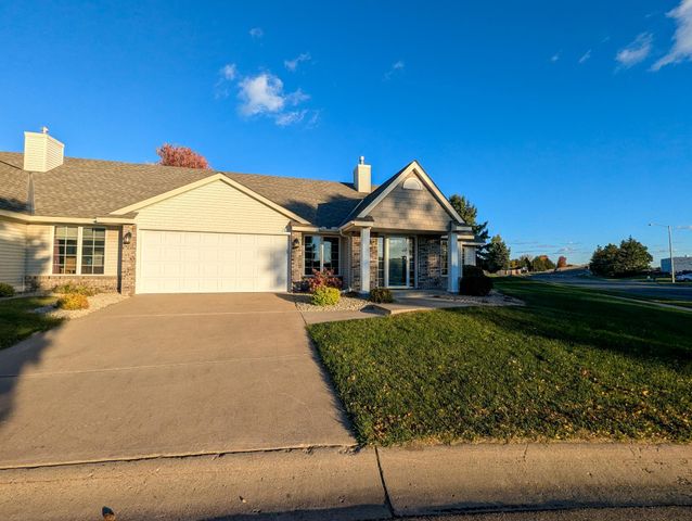 3227 Northdale Lane NW, Coon Rapids, MN 55448