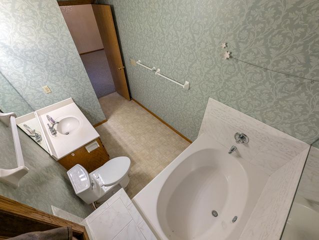 3227 Northdale Lane NW, Coon Rapids, MN 55448