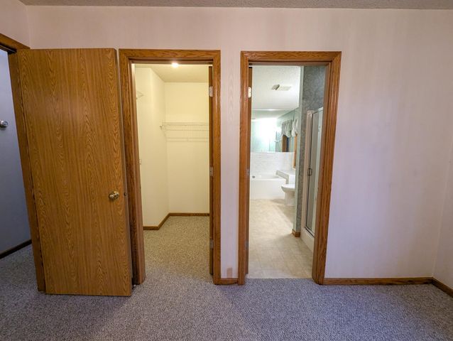 3227 Northdale Lane NW, Coon Rapids, MN 55448