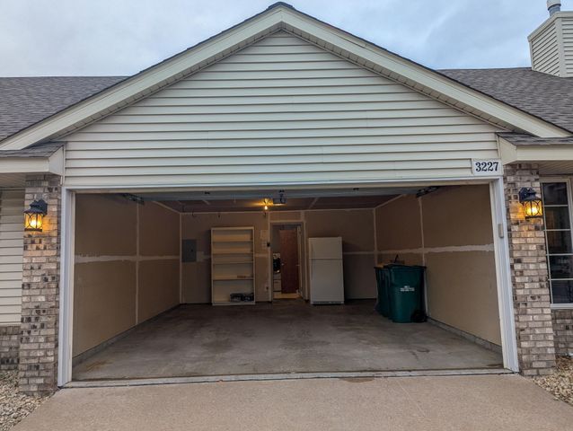 3227 Northdale Lane NW, Coon Rapids, MN 55448