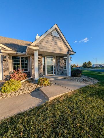 3227 Northdale Lane NW, Coon Rapids, MN 55448