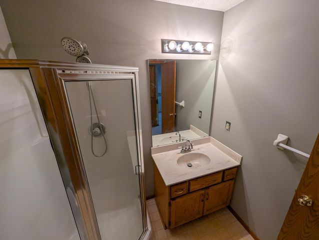 3227 Northdale Lane NW, Coon Rapids, MN 55448