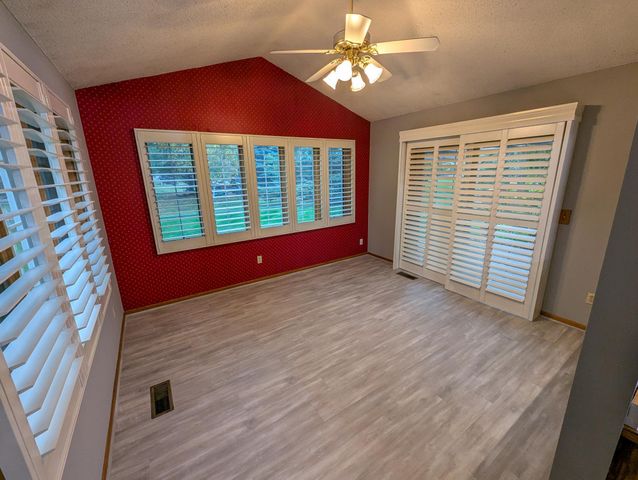 3227 Northdale Lane NW, Coon Rapids, MN 55448