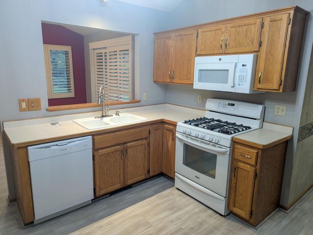 3227 Northdale Lane NW, Coon Rapids, MN 55448