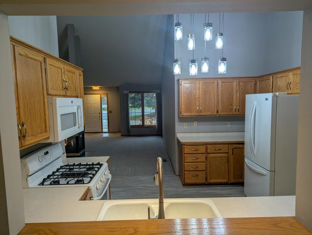 3227 Northdale Lane NW, Coon Rapids, MN 55448