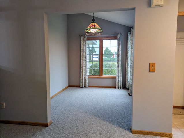 3227 Northdale Lane NW, Coon Rapids, MN 55448