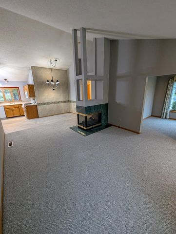 3227 Northdale Lane NW, Coon Rapids, MN 55448