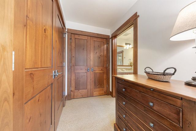 4001 Northstar Dr Unit 202, Truckee, CA 96161