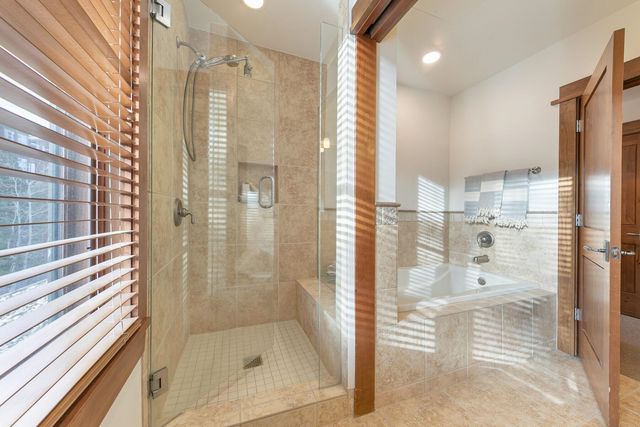 4001 Northstar Dr Unit 202, Truckee, CA 96161