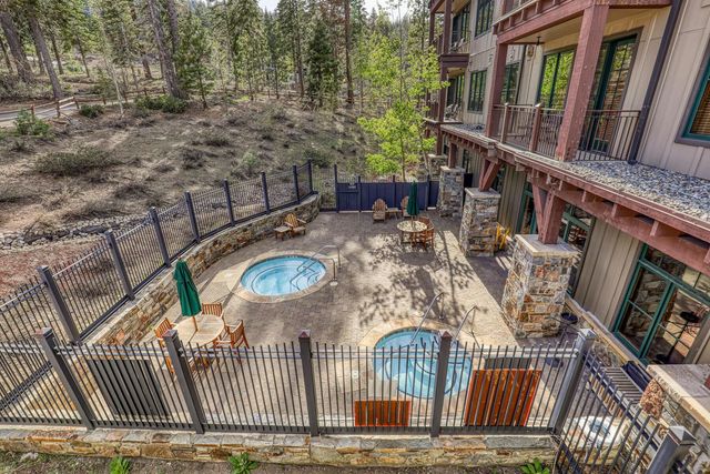 4001 Northstar Dr Unit 202, Truckee, CA 96161