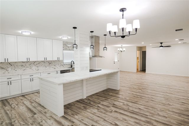 1509 Devon Dr, Corpus Christi, TX 78415