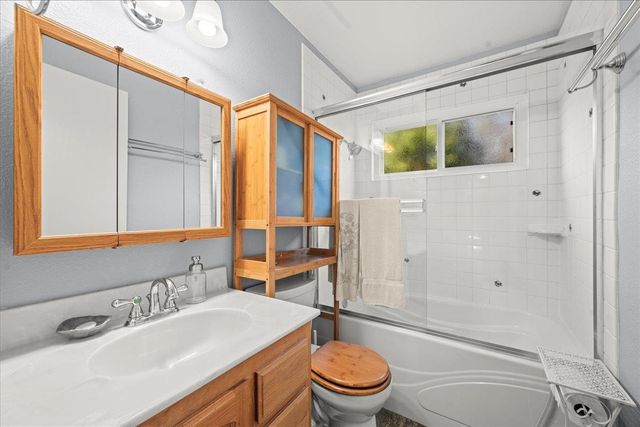 8949 Genoa Ave, Orangevale, CA 95662