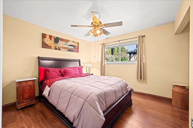 8949 Genoa Ave, Orangevale, CA 95662