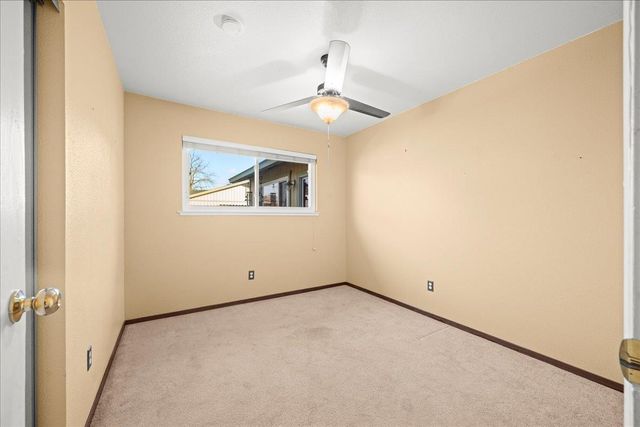 8949 Genoa Ave, Orangevale, CA 95662