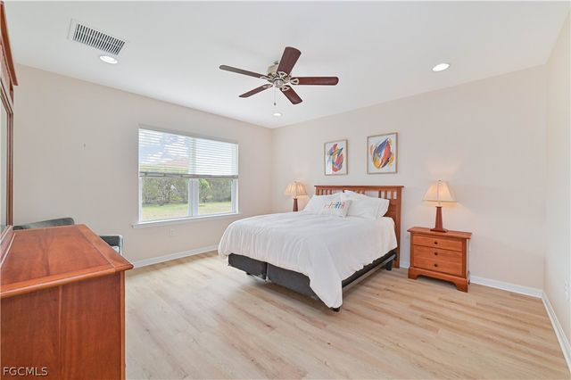 3275 Birchin LN, Fort Myers, FL 33916