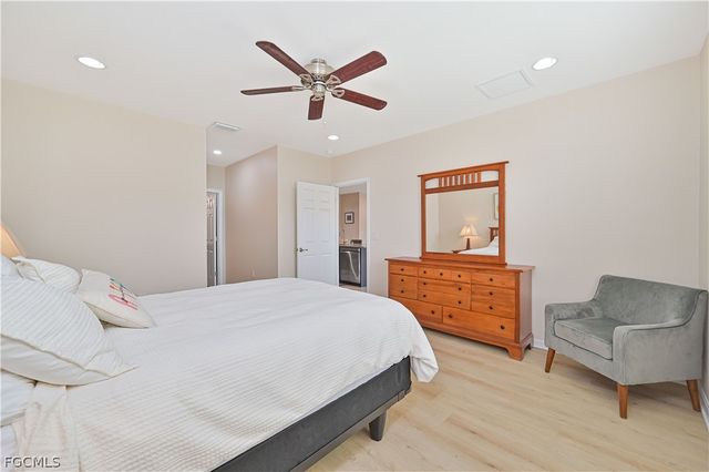 3275 Birchin LN, Fort Myers, FL 33916