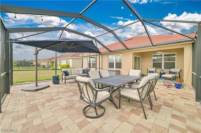 3275 Birchin LN, Fort Myers, FL 33916