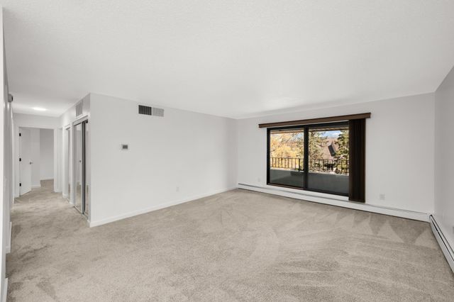 7500 Cahill Road, Edina, MN 55439