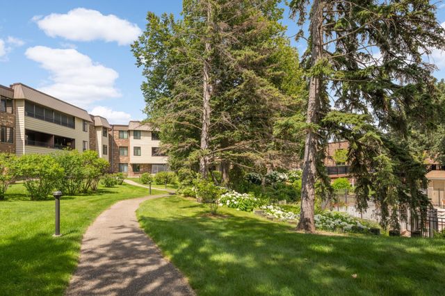 7500 Cahill Road, Edina, MN 55439