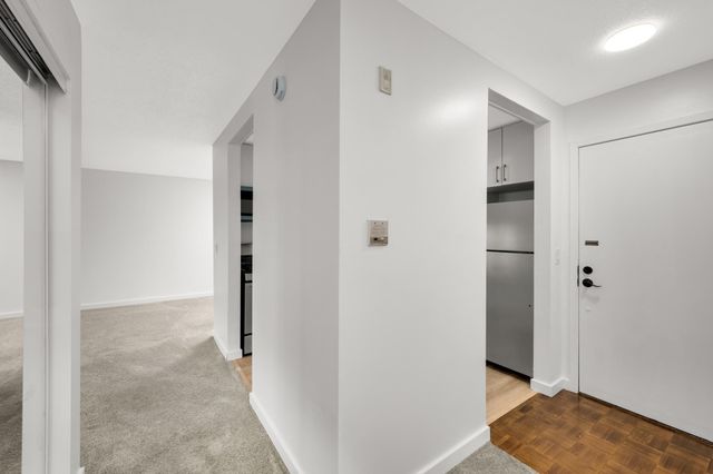7500 Cahill Road, Edina, MN 55439