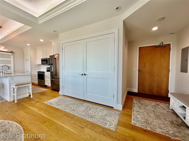 201 Beers Street 44, Port Huron, MI 48060