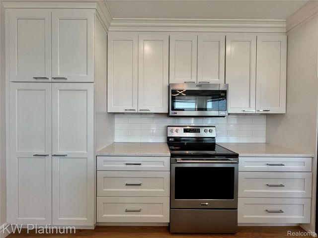 201 Beers Street 44, Port Huron, MI 48060