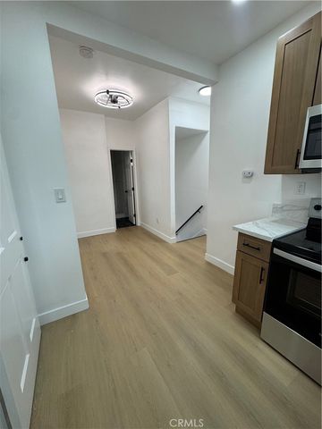4339 Normal 6, Los Angeles, CA 90029