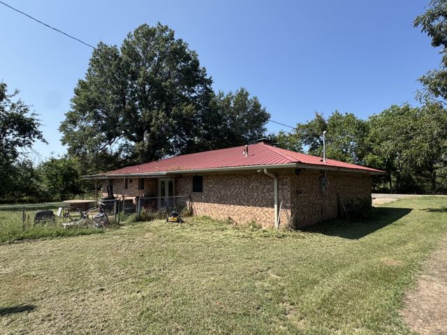2650 NW 18TH, Paris, TX 75460