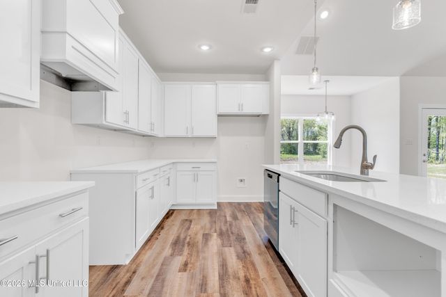 347 Centerline Roper Loop, Byhalia, MS 38611