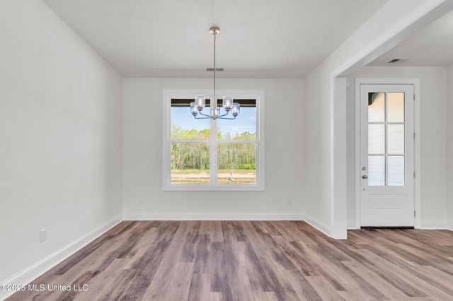 347 Centerline Roper Loop, Byhalia, MS 38611