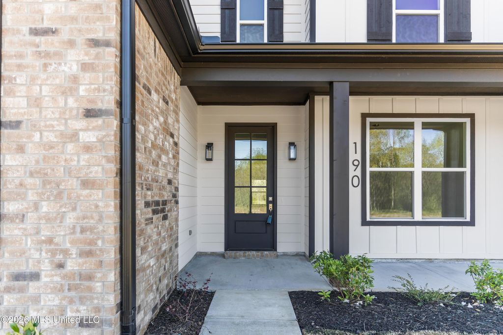 347 Centerline Roper Lp, Byhalia, MS 38611 — photo 3