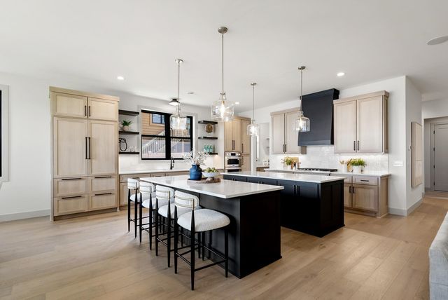 2006 Shorewood Lane, Mound, MN 55364