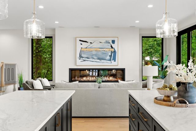 2006 Shorewood Lane, Mound, MN 55364