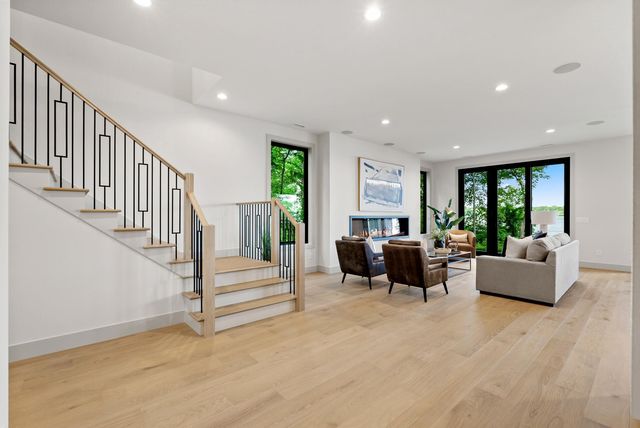 2006 Shorewood Lane, Mound, MN 55364