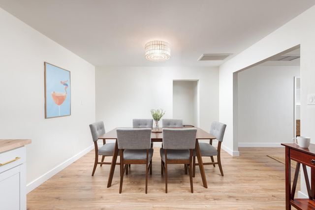 2237 E Hillery Drive, Phoenix, AZ 85022