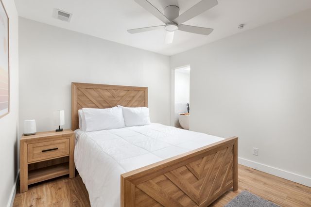 2237 E Hillery Drive, Phoenix, AZ 85022