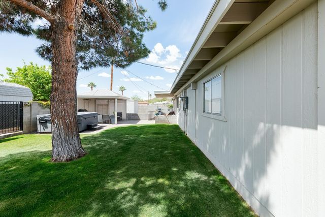 2237 E Hillery Drive, Phoenix, AZ 85022