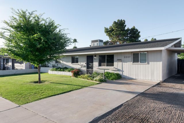 2237 E Hillery Drive, Phoenix, AZ 85022