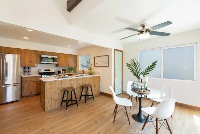 1320 Brentwood Circle A, Corona, CA 92882