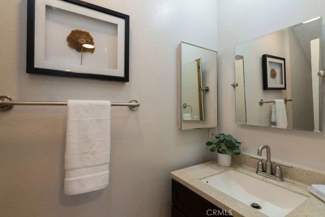 1320 Brentwood Circle A, Corona, CA 92882