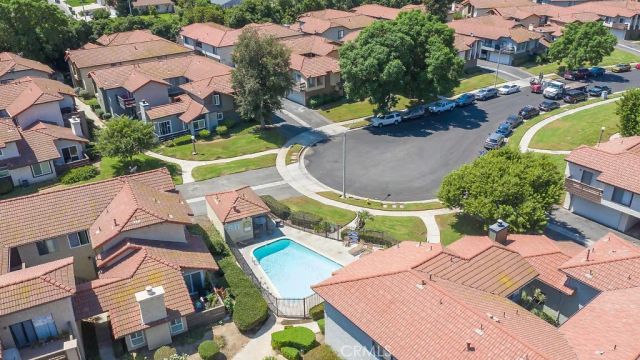 1320 Brentwood Circle A, Corona, CA 92882