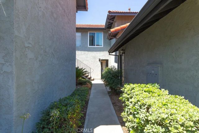 1320 Brentwood Circle A, Corona, CA 92882