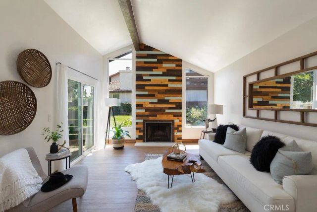 1320 Brentwood Circle A, Corona, CA 92882