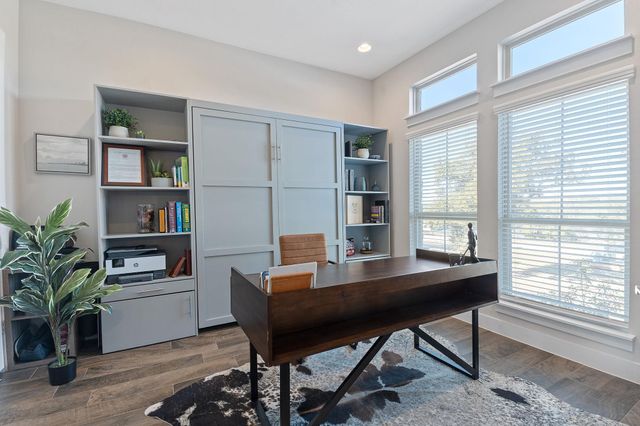 194 Wilderness CV, Driftwood, TX 78619