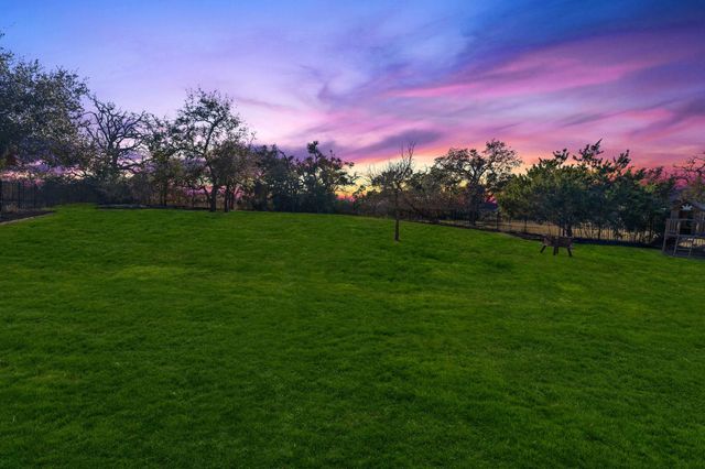 194 Wilderness CV, Driftwood, TX 78619