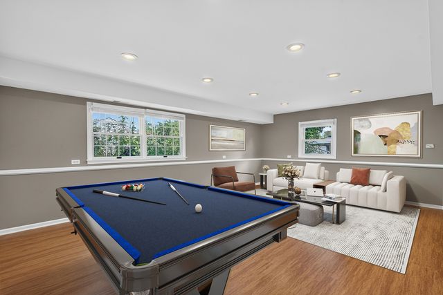 1334 Allison Lane, Schaumburg, IL 60194
