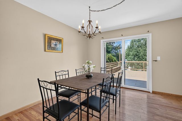 1334 Allison Lane, Schaumburg, IL 60194