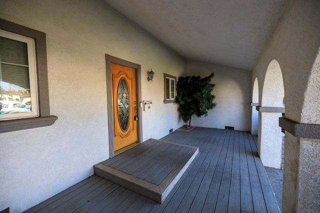 1912 Kendall Ave, Modesto, CA 95355