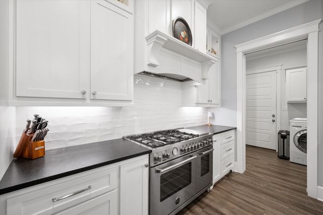 902 Waters Edge Drive, Corsicana, TX 75109